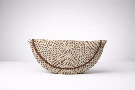 Toquilla Straw Half Moon Clutch – Neutral Woven Minimalist Bag, Handmade Artisan Purse, Elegant Summer Clutch