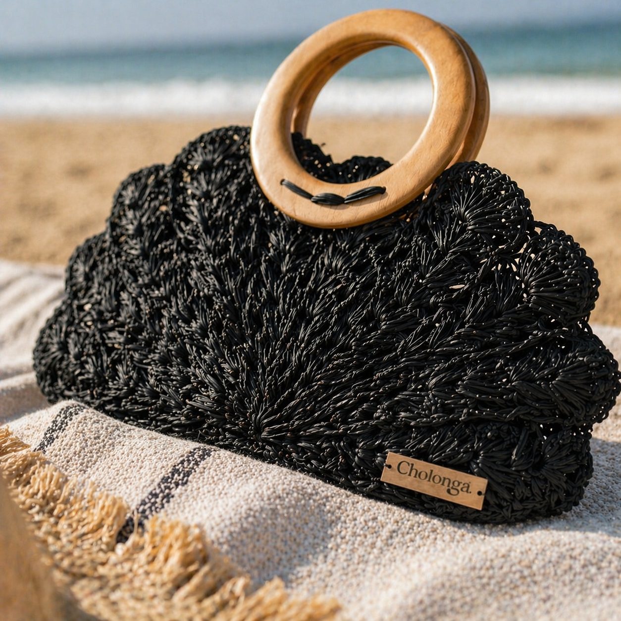 Black Toquilla Straw Top Handle Clutch – Handwoven Artisan Handbag, Sculptural Evening Bag, Luxury Ecuador Purse